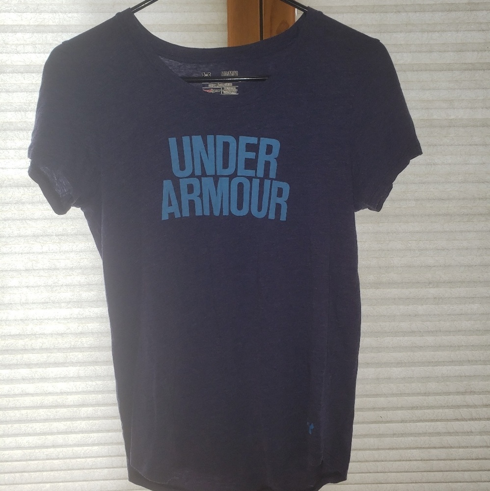 NWOT Under Armour Tee